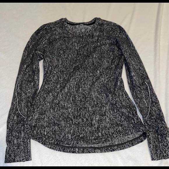 Lululemon extra mile long sleeve - Picture 3 of 10